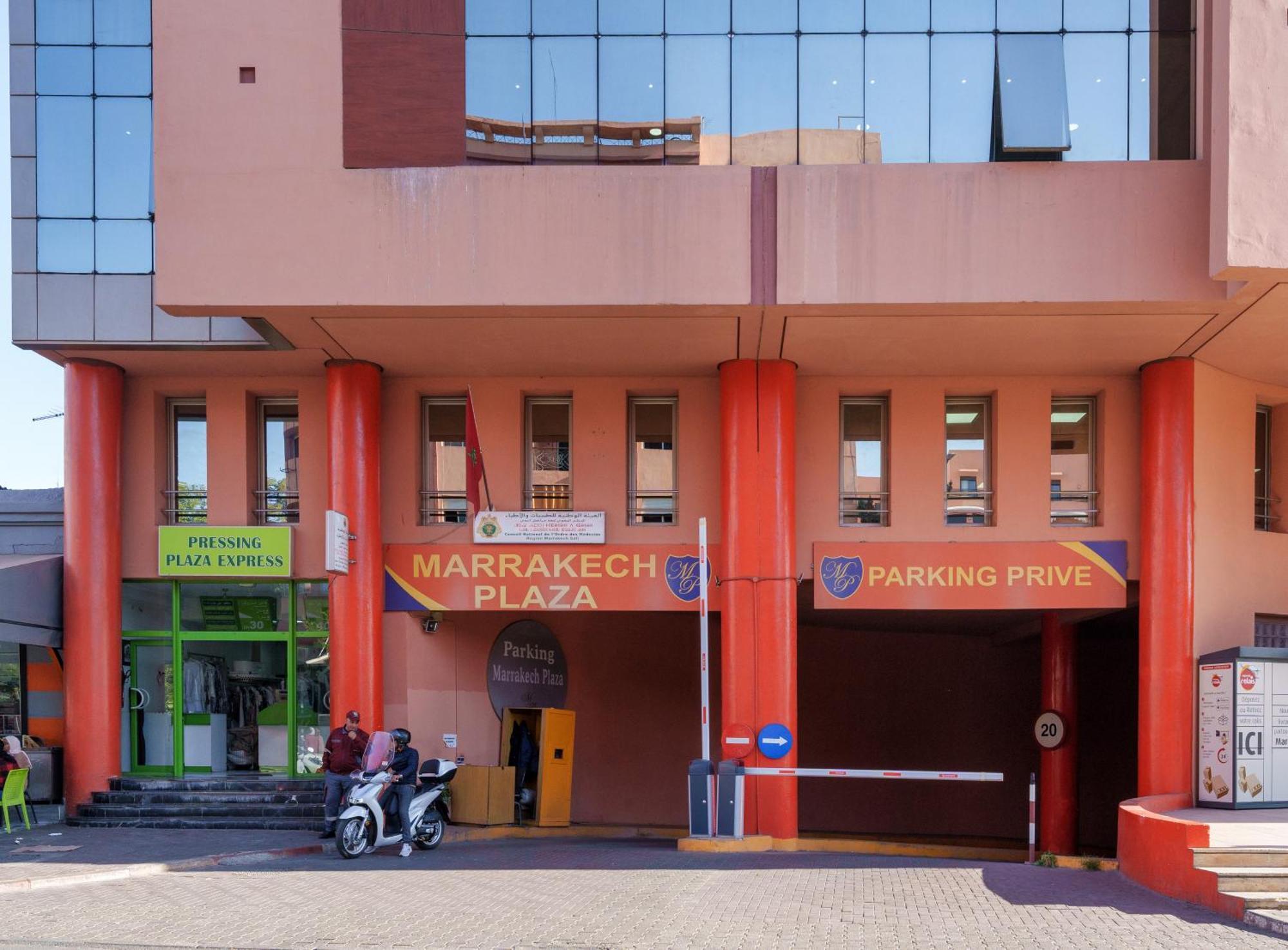Appartement Chic Gueliz Plaza Avec Vue Marrakesh Exterior foto